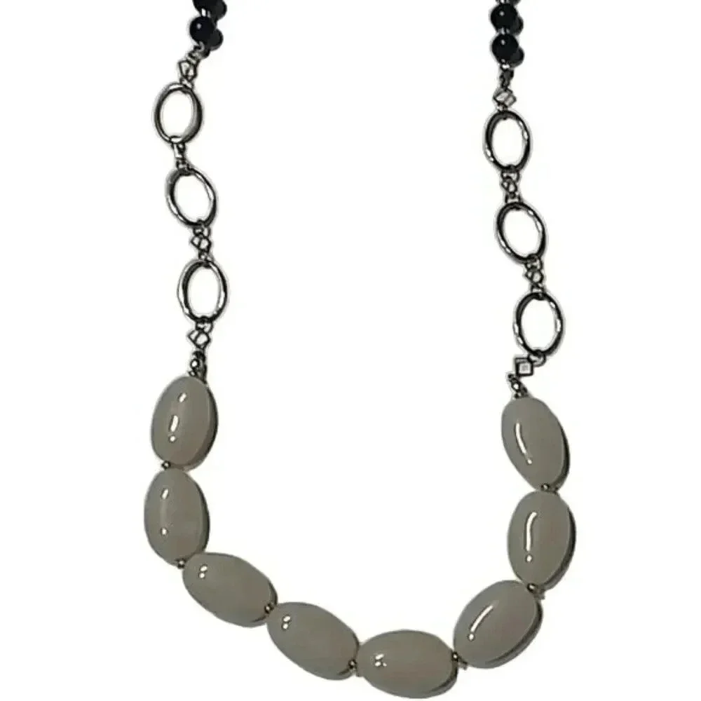 The Limited Beaded y2k Long Necklace - Picture 2 of 3
